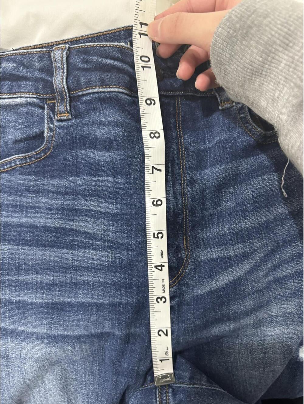American Eagle Highest Rise Distressed Jegging Jeans Size 4 Blue Wash - Picture 7 of 9